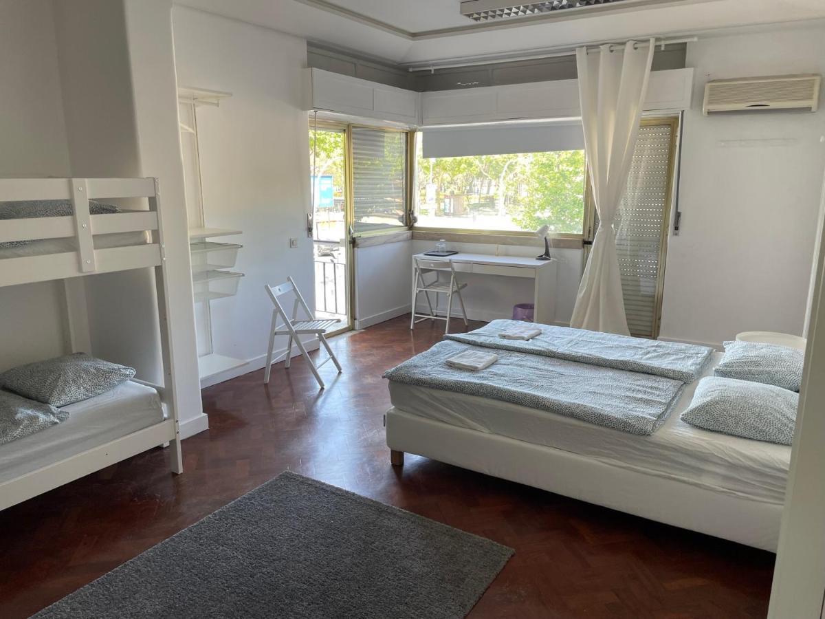 L83 - Rooms And Apartments Lisbon Exterior photo