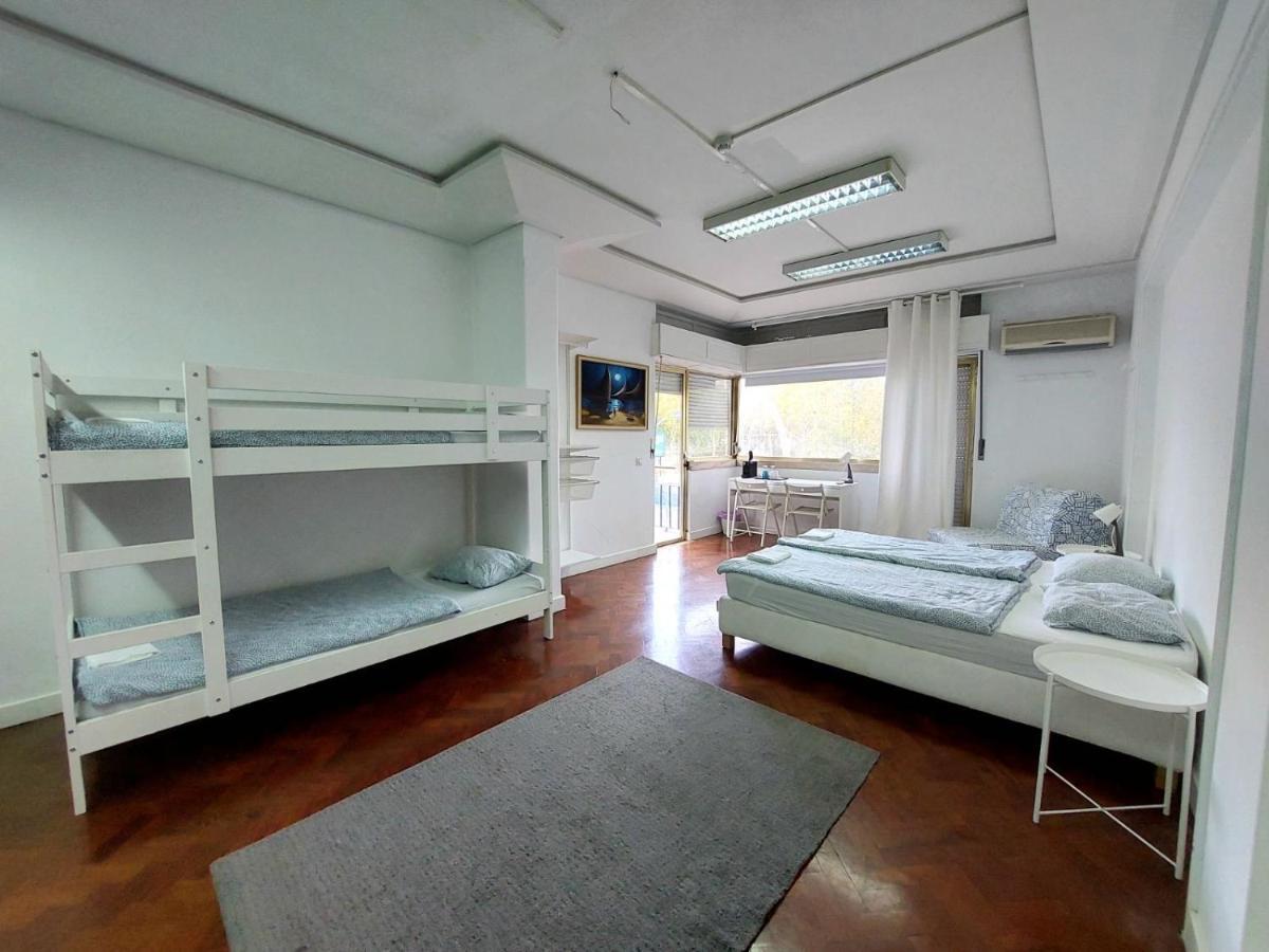L83 - Rooms And Apartments Lisbon Exterior photo