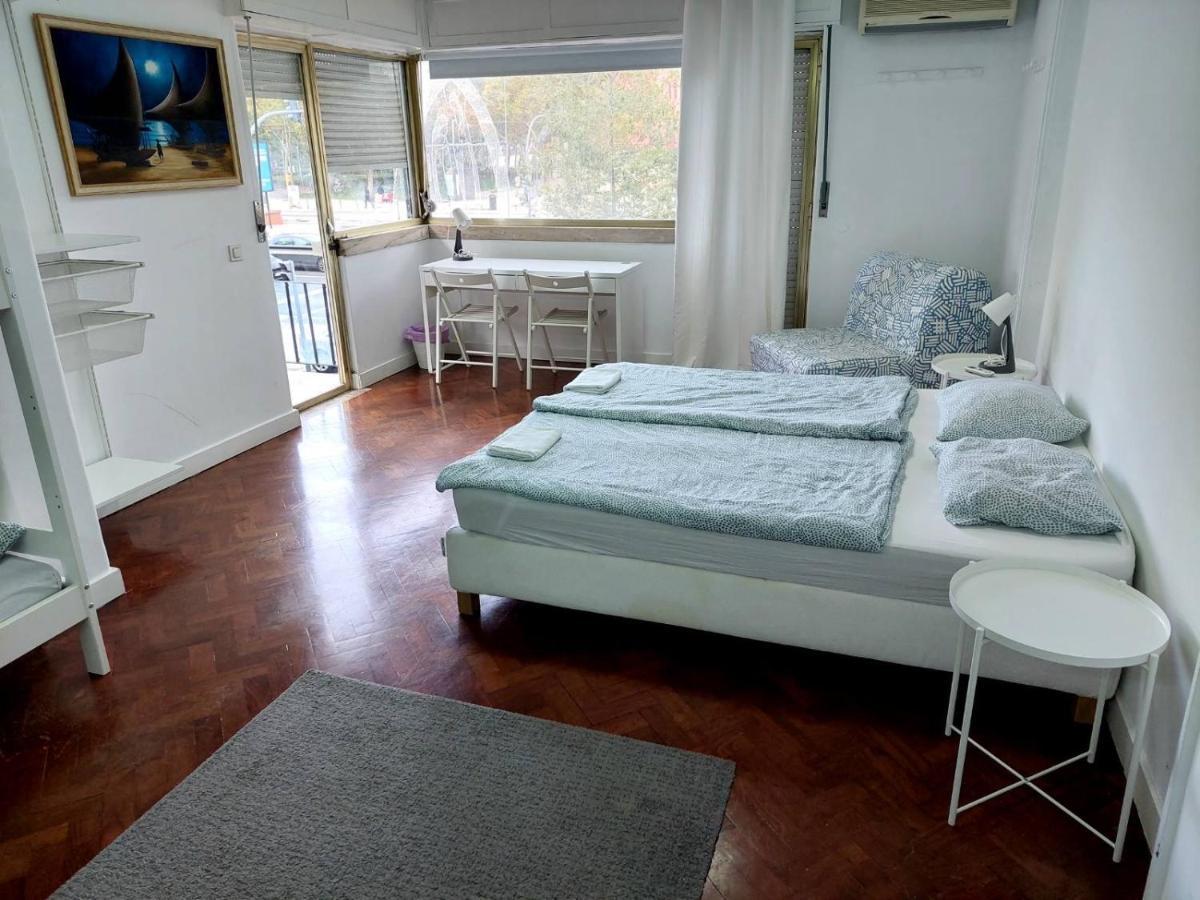 L83 - Rooms And Apartments Lisbon Exterior photo