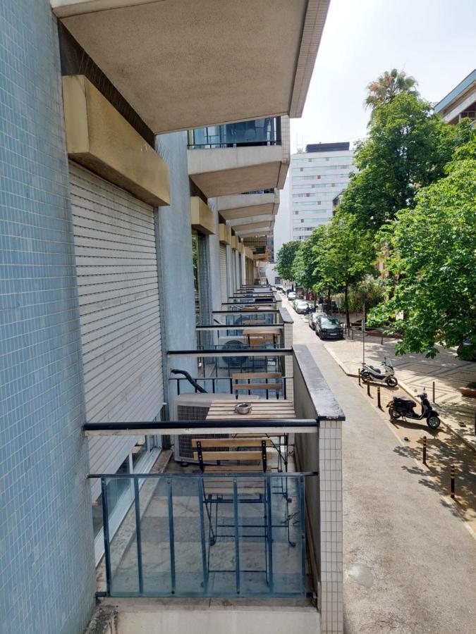 L83 - Rooms And Apartments Lisbon Exterior photo